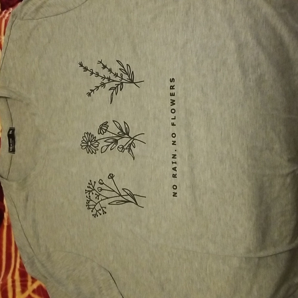 Womens XL t-shirt
